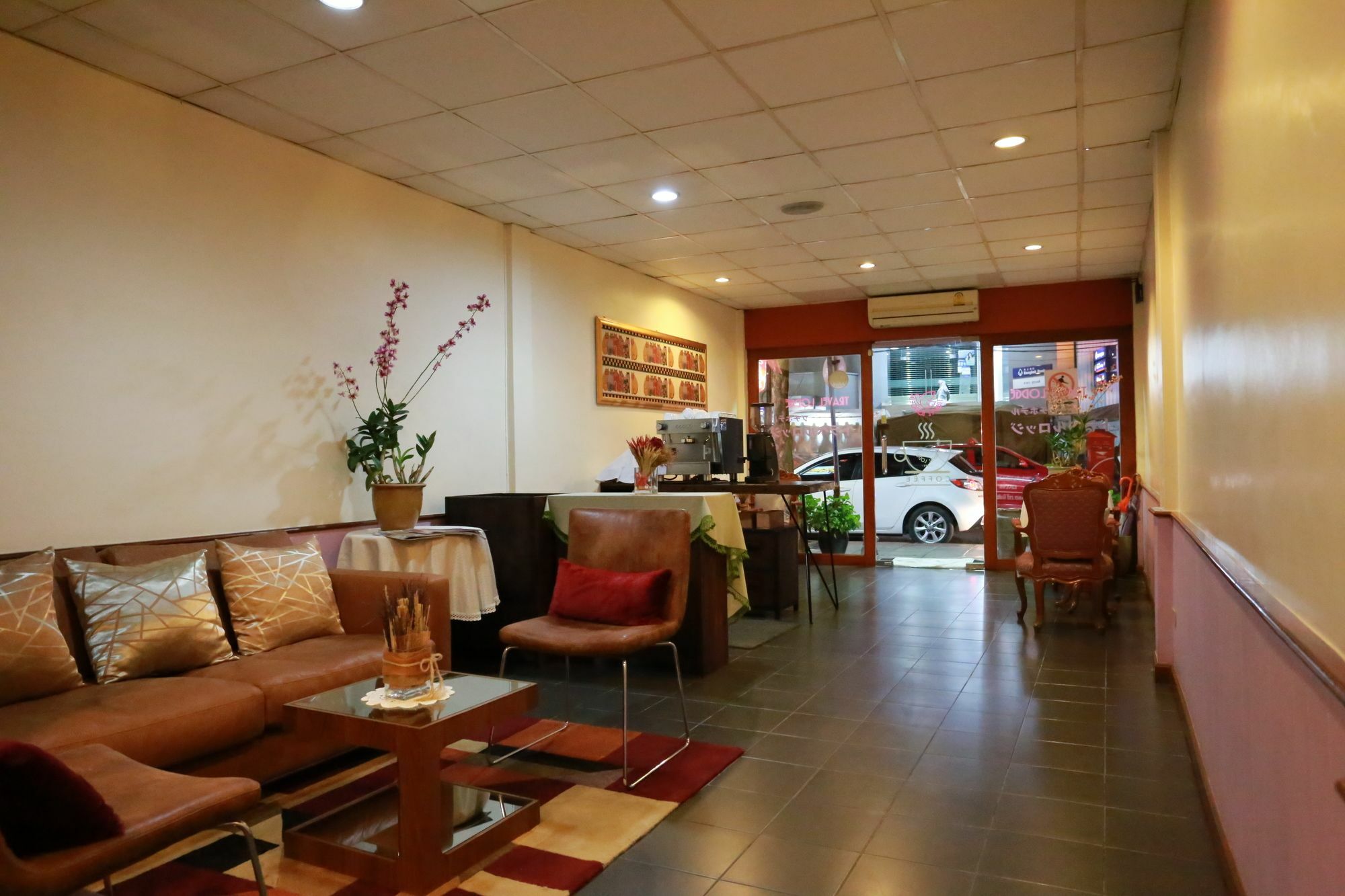 Travel Lodge Surawong (Adults Only) 曼谷 外观 照片
