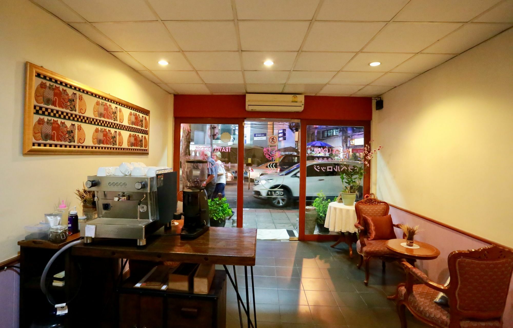 Travel Lodge Surawong (Adults Only) 曼谷 外观 照片