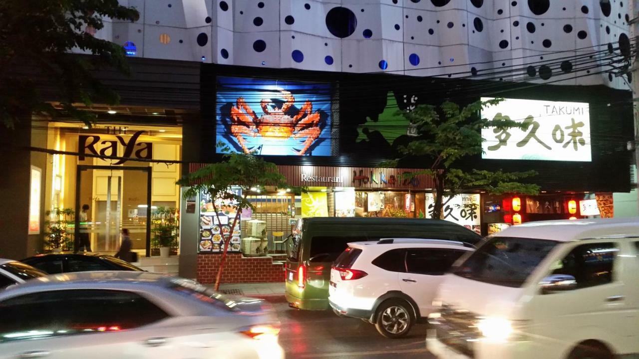 Travel Lodge Surawong (Adults Only) 曼谷 外观 照片
